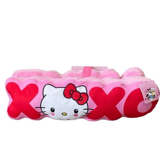 Hello Kitty & Friends 2 Pack Decorative Pillows “Love & XOXO” 8x24 New - Picture 12 of 16